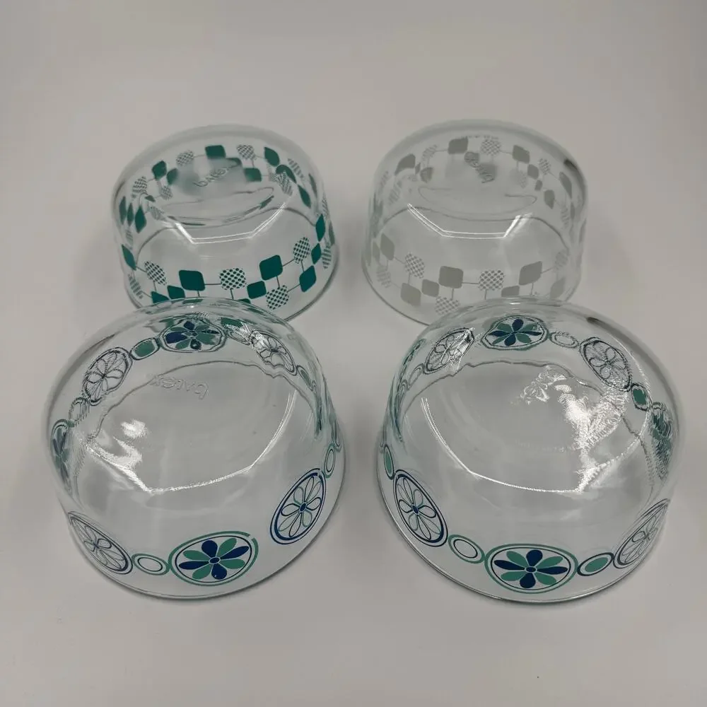 Lot Of 4 Pyrex #7201 6